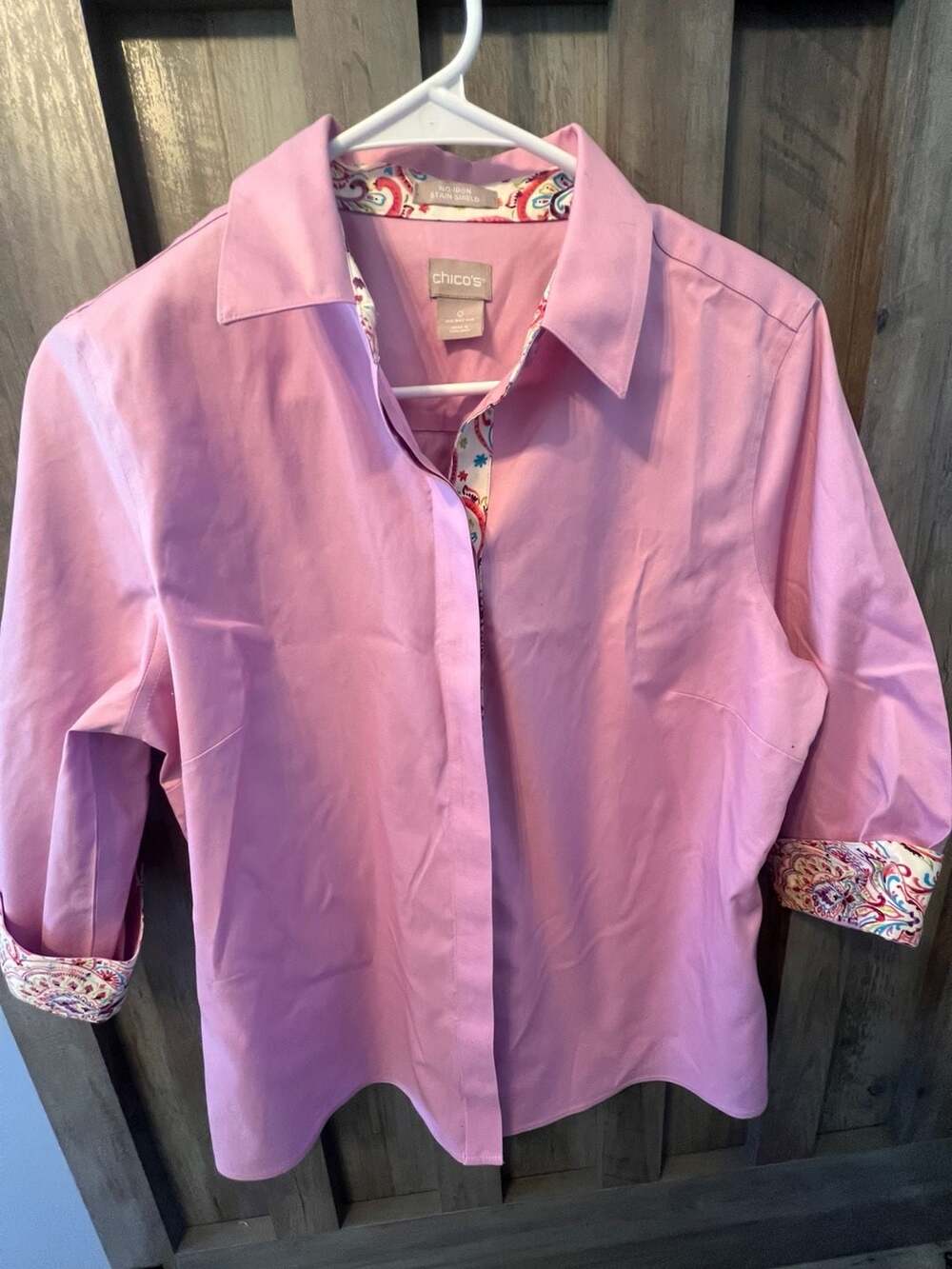 Chico's No Iron Stain Shield Pink Button-Up Shirt with Paisley Trim Size 0 (US 4